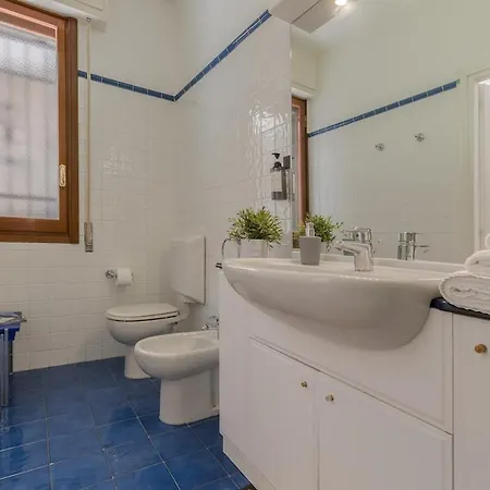 Dimora Degli Agrumi - 200m Dal Mare Con Terrazzo Рапалло